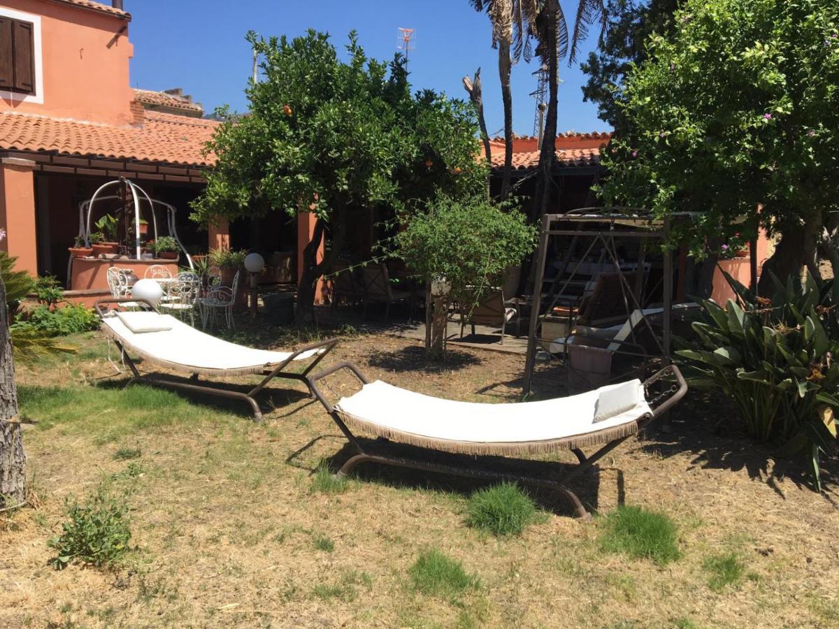 B B Casa Vacanze Il Pino Di Pino Lascari Extérieur photo