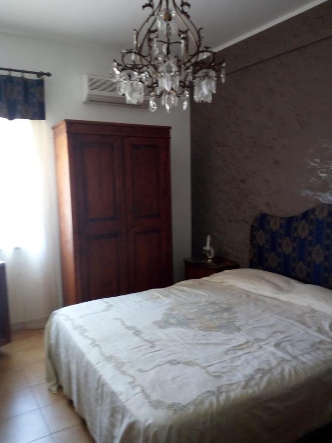 B B Casa Vacanze Il Pino Di Pino Lascari Extérieur photo